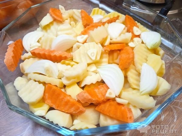 Рецепт: Куриные ножки запеченные с картошкой - в СВЧ