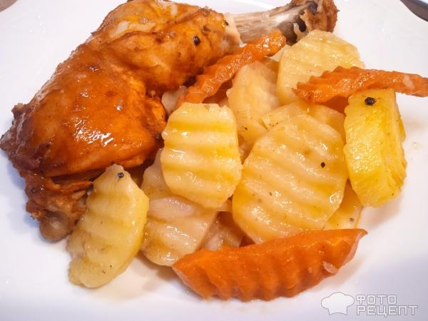 Рецепт: Куриные ножки запеченные с картошкой - в СВЧ