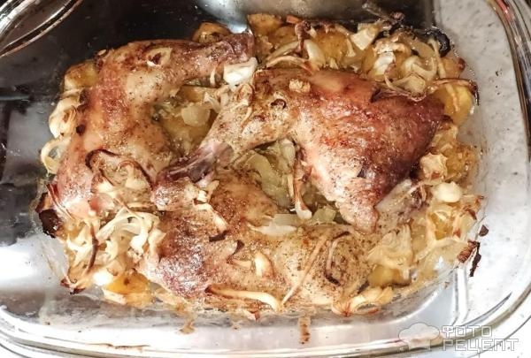 Рецепт: Куриные окорочка запеченные под майонезом - С картошкой, луком и специями с моря Рецепт: Куриные окорочка запеченные под майонезом - С картошкой, луком и специями с моря