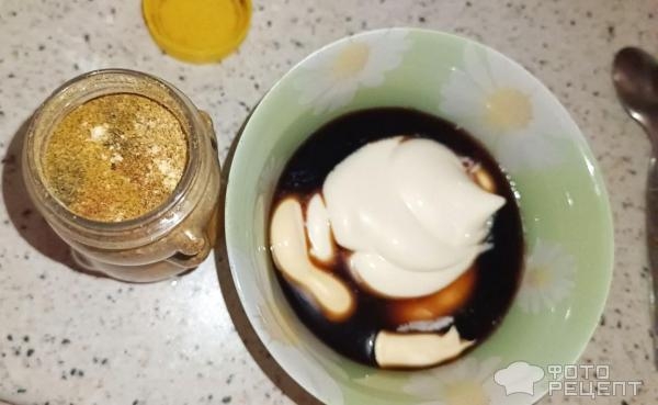 Рецепт: Куриные окорочка запеченные под майонезом - С картошкой, луком и специями с моря Рецепт: Куриные окорочка запеченные под майонезом - С картошкой, луком и специями с моря