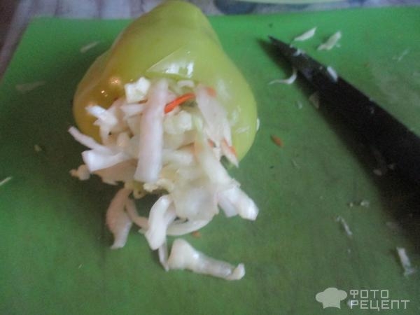 Рецепт: Квашеные перцы фаршированные капустой - быстрый рецепт