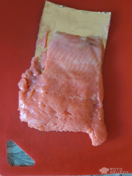 Рецепт: Лаваш с лососем - Вкусная закуска на любое застолье! Рецепт: Лаваш с лососем - Вкусная закуска на любое застолье!