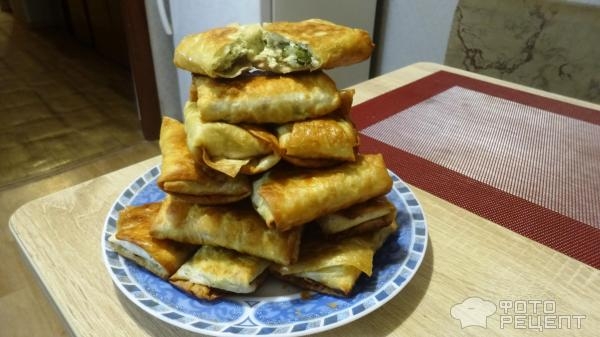 Рецепт: Ленивые хачапури из армянского лаваша - быстро , просто и очень вкусно. Рецепт: Ленивые хачапури из армянского лаваша - быстро , просто и очень вкусно.