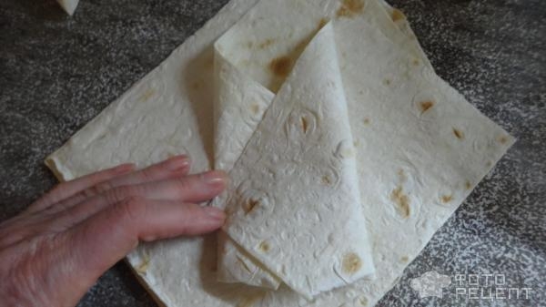 Рецепт: Ленивые хачапури из армянского лаваша - быстро , просто и очень вкусно. Рецепт: Ленивые хачапури из армянского лаваша - быстро , просто и очень вкусно.