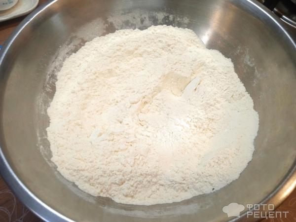 Рецепт: Ленивый пирог с яйцом и зеленым луком - и сыром