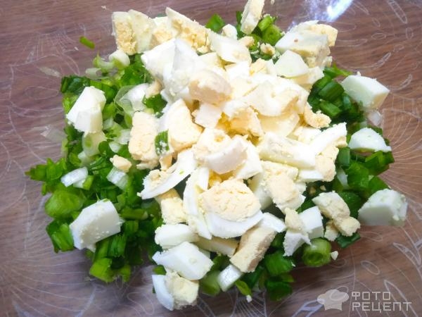 Рецепт: Ленивый пирог с яйцом и зеленым луком - и сыром