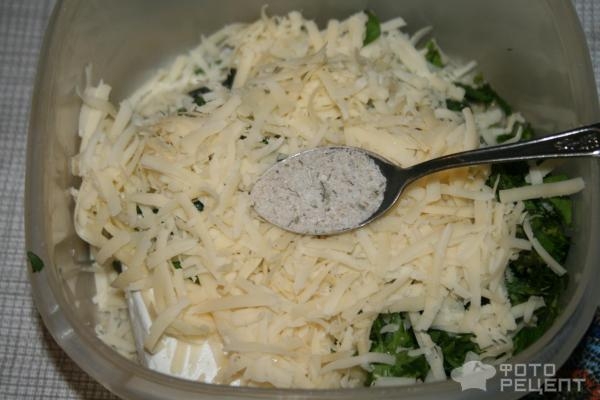 Рецепт: Лепешка с твердым сыром и творогом - Из покупных пшеничных лепешек Рецепт: Лепешка с твердым сыром и творогом - Из покупных пшеничных лепешек