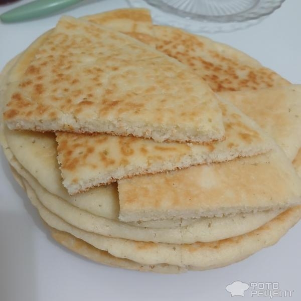 Рецепт: Лепешки на кефире - Рецепт самых простых и быстрых лепешек к завтраку. Рецепт: Лепешки на кефире - Рецепт самых простых и быстрых лепешек к завтраку.