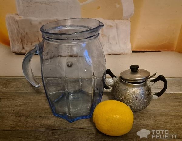 Рецепт: Лимонад классический - Лимон с кожурой, вода и сахар Рецепт: Лимонад классический - Лимон с кожурой, вода и сахар