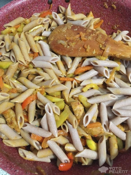 Рецепт: Макароны из полбы с овощами и томатным крем-соусом на масле ГХИ - За 15 минут Рецепт: Макароны из полбы с овощами и томатным крем-соусом на масле ГХИ - За 15 минут