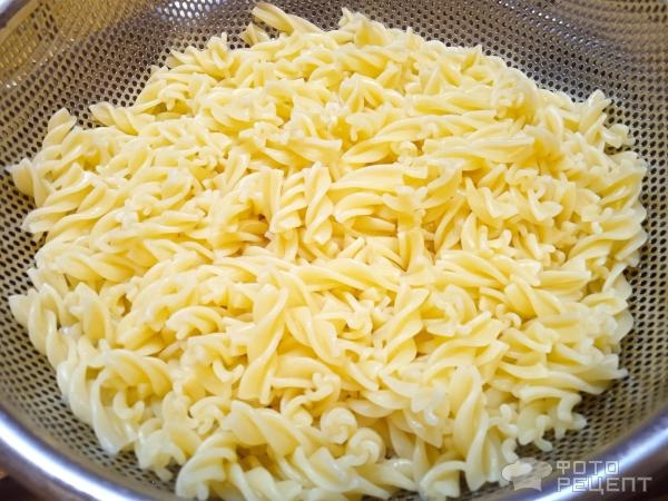 Рецепт: Макароны на сковороде - с морской капустой