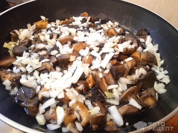 Рецепт: Макароны, тушеные с грибами - с лесными грибами в сливочном соусе