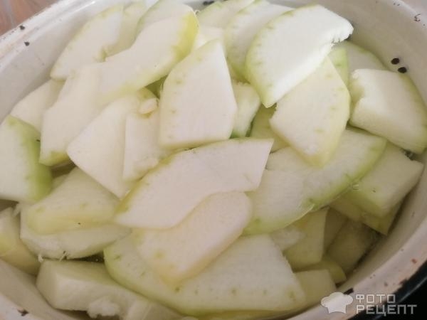 Рецепт: Маринованные кабачки - с болгарским перцем, луком и чесноком на зиму