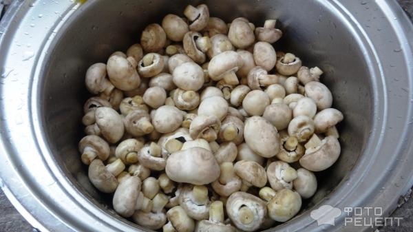 Рецепт: Маринованные шампиньоны, доступный вариант - быстро и вкусно.