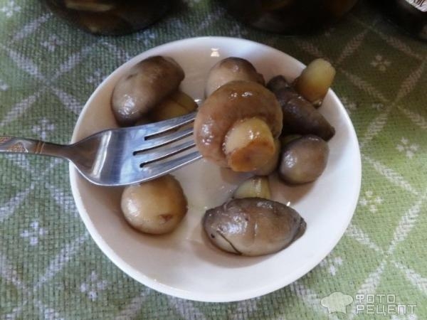 Рецепт: Маринованные шампиньоны, доступный вариант - быстро и вкусно.
