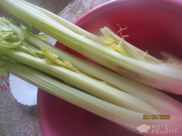 Рецепт: Маринованный сельдерей (с овощами) - как закуска