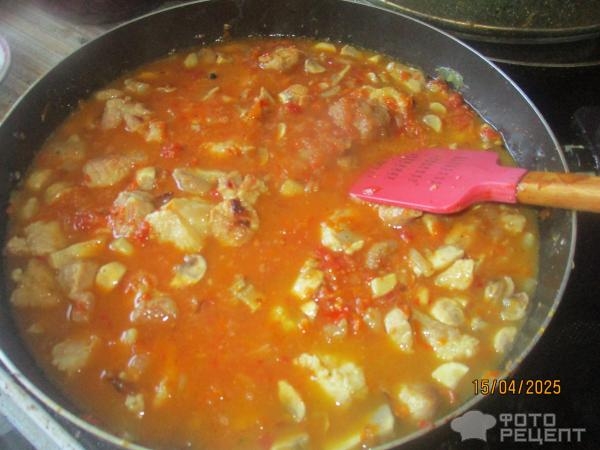 Рецепт: Мясная подлива - с шампиньонами