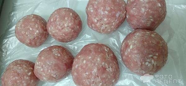 Рецепт: Мясные ежики - "Ежики" из фарша индейки с рисом в томатно-сметанной подливе с овощами Рецепт: Мясные ежики - "Ежики" из фарша индейки с рисом в томатно-сметанной подливе с овощами