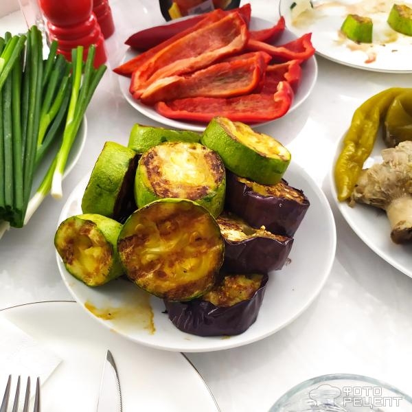 Рецепт: Мясо с кабачками на гриле - гриль, семейный ужин, вкусно и полезно, овощи запеченные, баклажаны, кабачки, говядина Рецепт: Мясо с кабачками на гриле - гриль, семейный ужин, вкусно и полезно, овощи запеченные, баклажаны, кабачки, говядина