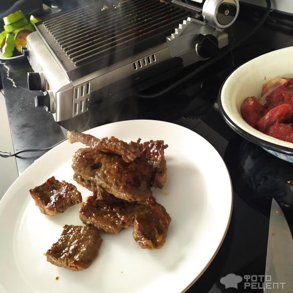 Рецепт: Мясо с кабачками на гриле - гриль, семейный ужин, вкусно и полезно, овощи запеченные, баклажаны, кабачки, говядина Рецепт: Мясо с кабачками на гриле - гриль, семейный ужин, вкусно и полезно, овощи запеченные, баклажаны, кабачки, говядина