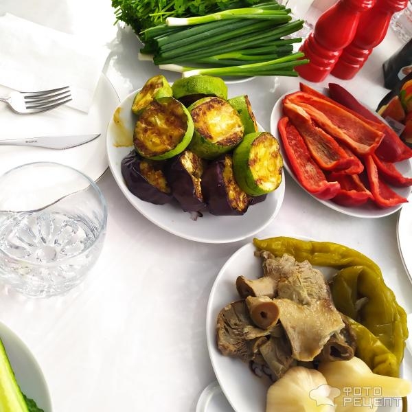 Рецепт: Мясо с кабачками на гриле - гриль, семейный ужин, вкусно и полезно, овощи запеченные, баклажаны, кабачки, говядина Рецепт: Мясо с кабачками на гриле - гриль, семейный ужин, вкусно и полезно, овощи запеченные, баклажаны, кабачки, говядина