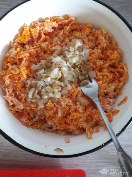 Рецепт: Морковные котлетки - Полезная еда по бюджетной цене!
