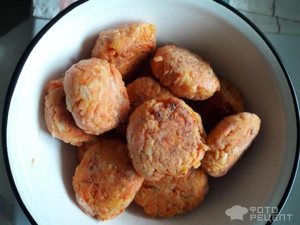 Рецепт: Морковные котлетки - Полезная еда по бюджетной цене!