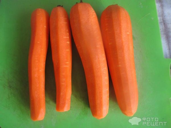 Рецепт: Морковный салат - с чесноком, орехами, яблоками под майонезом Рецепт: Морковный салат - с чесноком, орехами, яблоками под майонезом