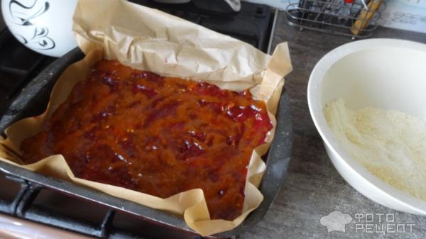 Рецепт: Насыпной пирог с кизиловым джемом - Простой и очень вкусный.