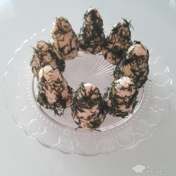 Рецепт: Новогодняя закуска "Елочка" - Из двух видов сыра. Как украсить новогодний стол быстро и просто? Рецепт: Новогодняя закуска "Елочка" - Из двух видов сыра. Как украсить новогодний стол быстро и просто?