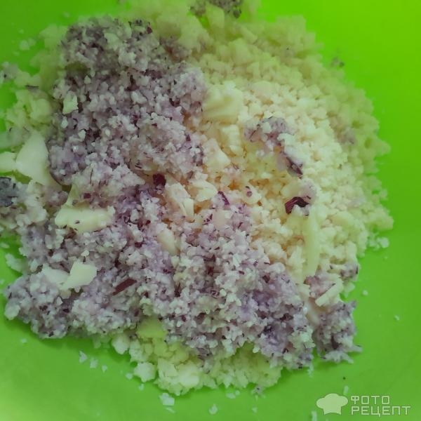 Рецепт: Новогодняя закуска "Елочка" - Из двух видов сыра. Как украсить новогодний стол быстро и просто? Рецепт: Новогодняя закуска "Елочка" - Из двух видов сыра. Как украсить новогодний стол быстро и просто?