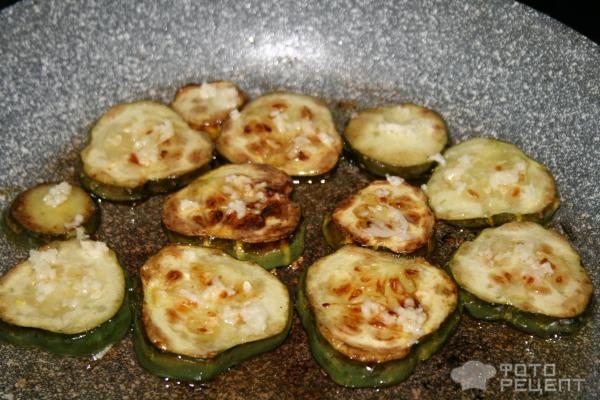 Рецепт: Огурцы жареные - Три варианта приготовления