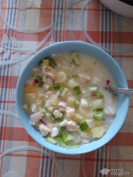 Рецепт: Окрошка на айране - Полезная и освежающая еда в летнюю жару!