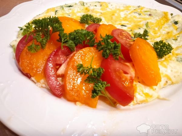Рецепт: Омлет с кабачком и томатами - и сыром Рецепт: Омлет с кабачком и томатами - и сыром