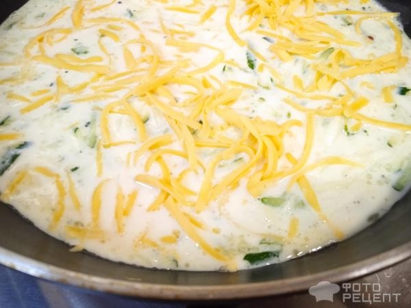 Рецепт: Омлет с кабачком и томатами - и сыром Рецепт: Омлет с кабачком и томатами - и сыром