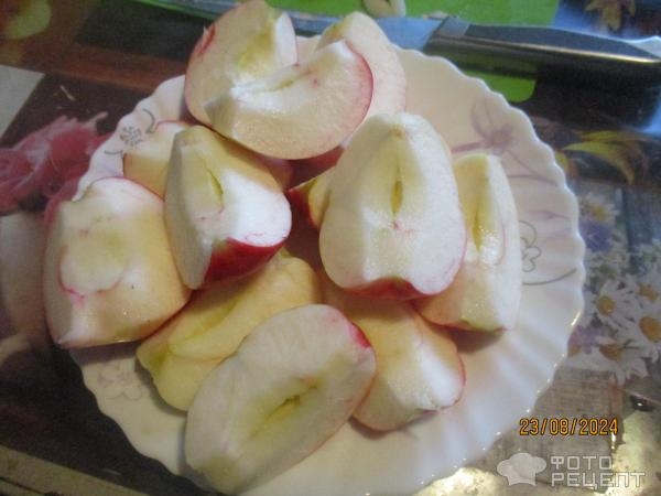 Рецепт: Остро-сладкий соус из перцев и яблок - на зиму