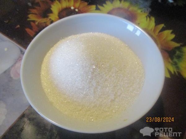 Рецепт: Остро-сладкий соус из перцев и яблок - на зиму