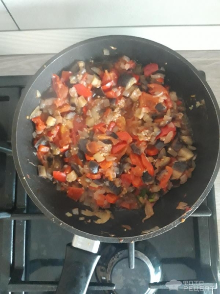 Рецепт: Овощное рагу с баклажанами, сладким перцем и помидорами - Вкусно и питательно!