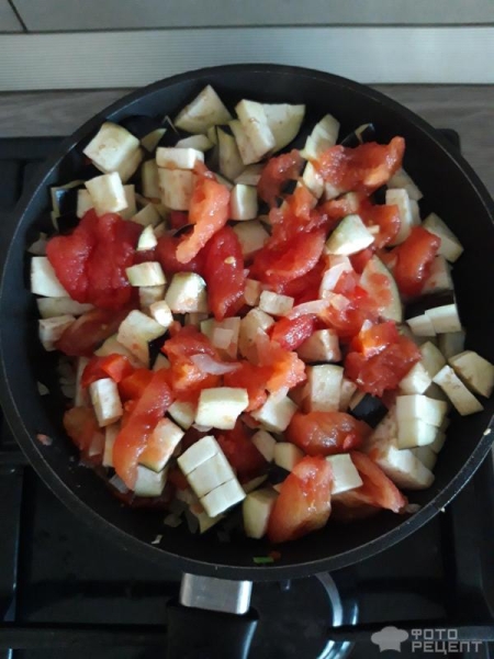 Рецепт: Овощное рагу с баклажанами, сладким перцем и помидорами - Вкусно и питательно!