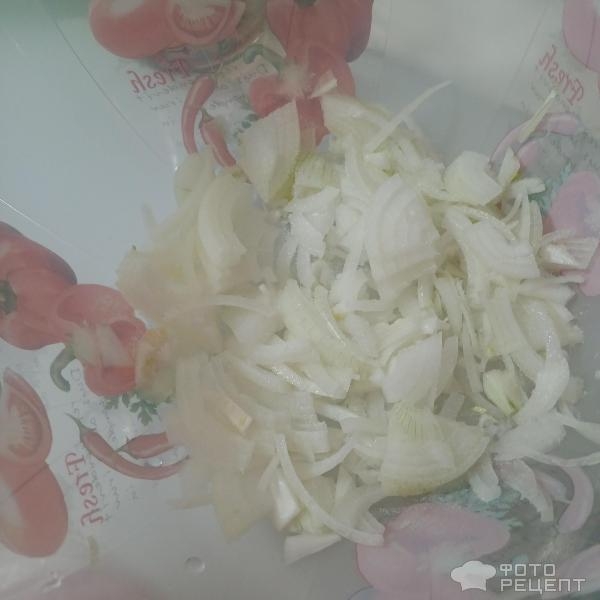 Рецепт: Овощной салат с сыром Фетакса - И с яйцом. А что ещё делать с пасхальными яйцами?)))