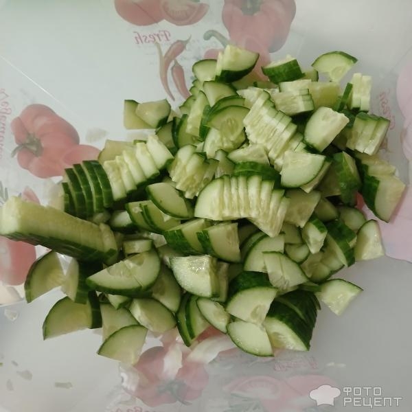 Рецепт: Овощной салат с сыром Фетакса - И с яйцом. А что ещё делать с пасхальными яйцами?)))