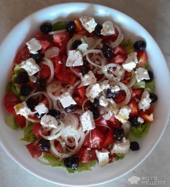 Рецепт: Овощной салат с сыром Фетакса - С болгарским перцем и орегано