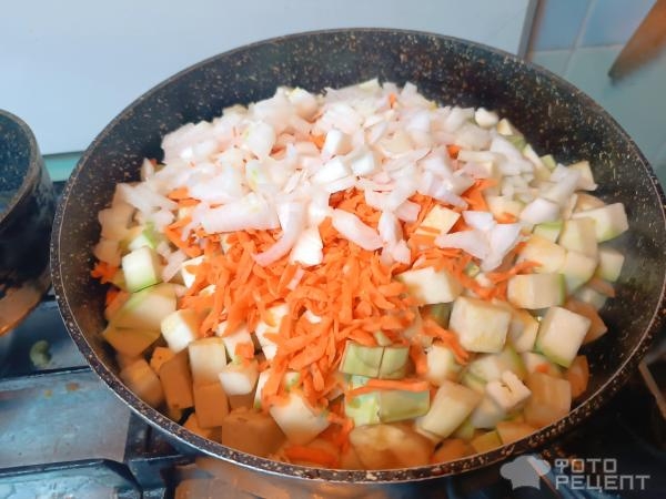 Рецепт: Овощной соус со свиными ребрышками - Очень вкусно и по-домашнему Рецепт: Овощной соус со свиными ребрышками - Очень вкусно и по-домашнему