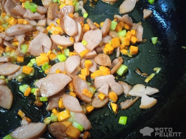 Рецепт: Овощной суп с сосисками - и шпинатом