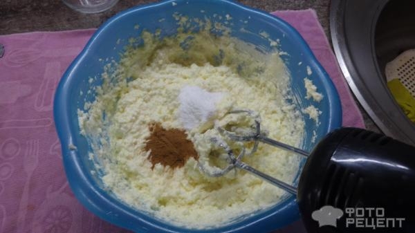 Рецепт: Овсяное печенье с орехами, изюмом и шоколадом - Очень вкусно и сытно.