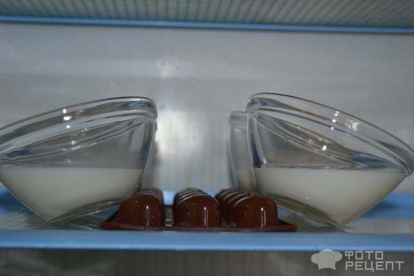 Рецепт: Панна-котта - С крыжовенным желе, корицей и орехами Рецепт: Панна-котта - С крыжовенным желе, корицей и орехами