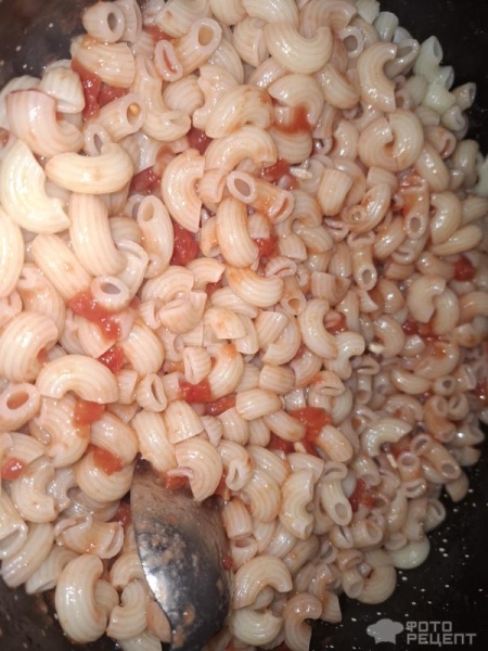 Рецепт: Паста с чесноком, помидорами и сыром - Из доступных продуктов. Рецепт: Паста с чесноком, помидорами и сыром - Из доступных продуктов.