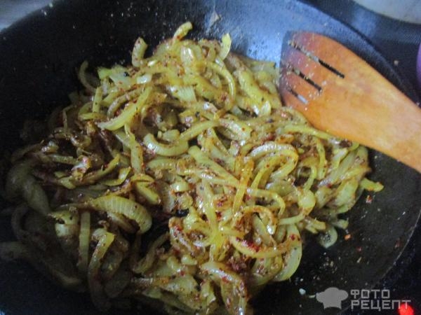 Рецепт: Печень под сливами - оригинальный сытный обед Рецепт: Печень под сливами - оригинальный сытный обед