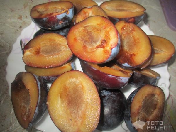 Рецепт: Печень под сливами - оригинальный сытный обед Рецепт: Печень под сливами - оригинальный сытный обед