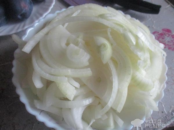 Рецепт: Печень под сливами - оригинальный сытный обед Рецепт: Печень под сливами - оригинальный сытный обед